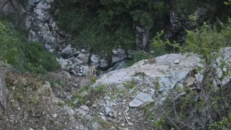 Chamba Tourist Vehicle Plunges Into George 8 Killed