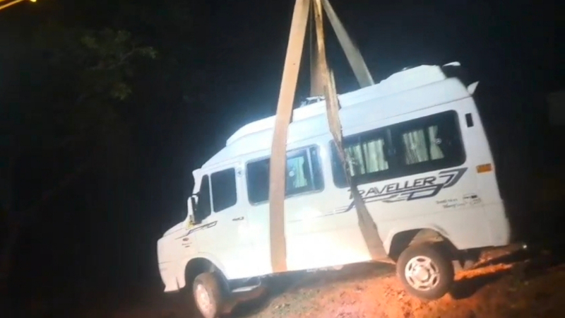 Chikkamagaluru TT Overturns