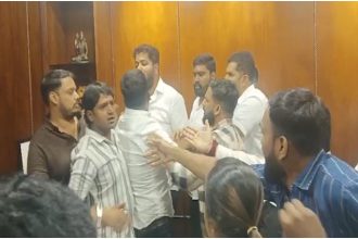 Clashes at Youth Congress meeting uproar at KPCC office Bengaluru 2