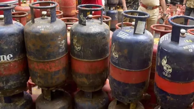 Commercial LPG Cylinder 19kg
