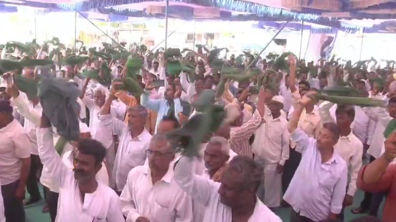 Day and night protest continues demanding irrigation project Farmers call for Hukkeri City Bandh Friday