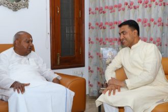 HD Devegowda and Goa CM Pramod Sawant