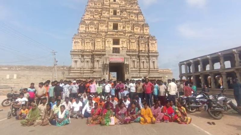 ಹಂಪಿ ಆನೆ ಲಕ್ಷ್ಮಿ ಸ್ಥಳಾಂತರಕ್ಕೆ ಭಾರಿ ವಿರೋಧ - ಮಾವುತನ ಕುಟುಂಬದ ಕಣ್ಣೀರು, ಸ್ಥಳೀಯರಿಂದ ಪ್ರತಿಭಟನೆ! 9 Huge opposition to relocation of Hampi elephant Lakshmi Tears from Mavutanas family protests from locals 1