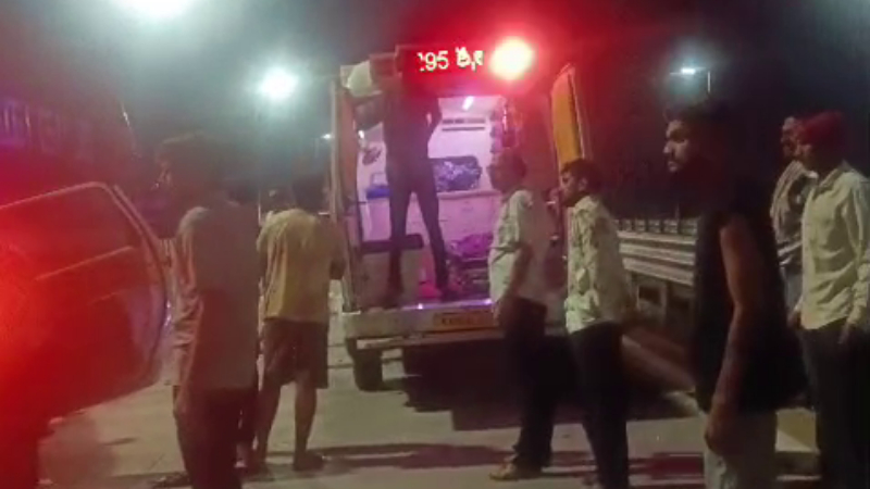 Hukkeri Car Accident