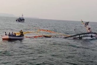 Karwar Boat Capsized In Goa