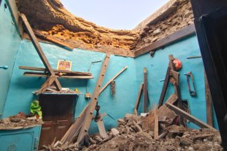 vijayapura roof of house collapse