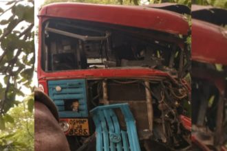 11 injured as bus hits tree in shahapura bidar