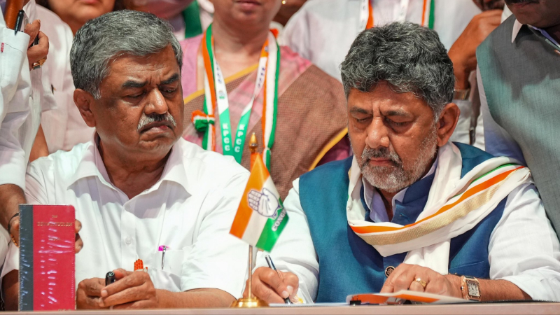 ಈ ವರ್ಷದಿಂದಲೇ ವಿದ್ಯಾರ್ಥಿ ಚುನಾವಣೆ ಆರಂಭಿಸುತ್ತೇವೆ: ಡಿ.ಕೆ ಶಿವಕುಮಾರ್ 10 D.K. Shivakumar B.K Hariprasad 2