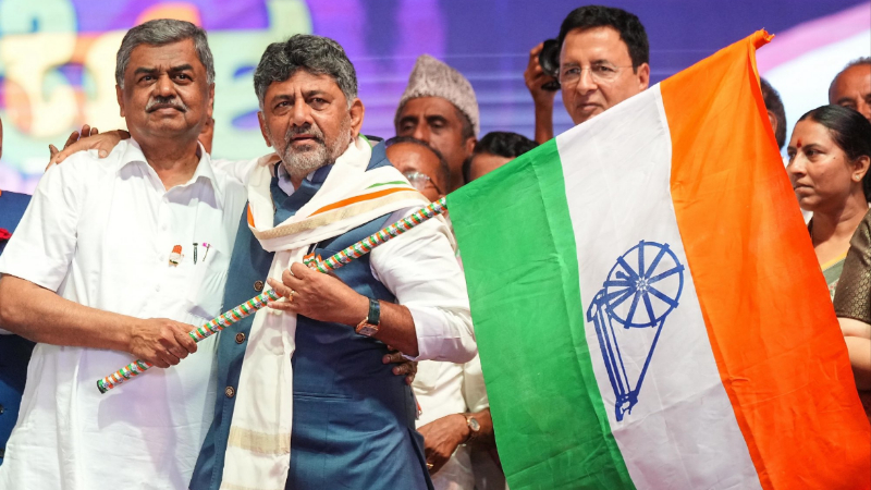 ಈ ವರ್ಷದಿಂದಲೇ ವಿದ್ಯಾರ್ಥಿ ಚುನಾವಣೆ ಆರಂಭಿಸುತ್ತೇವೆ: ಡಿ.ಕೆ ಶಿವಕುಮಾರ್ 11 D.K. Shivakumar B.K Hariprasad