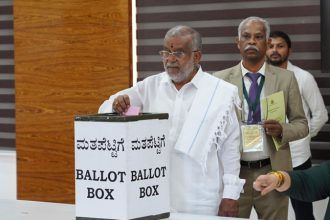 GT Devegowda 1