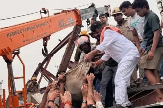 Kolkata warehouse collapse