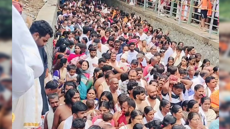 Kottiyoor Row | 1.70 ಲಕ್ಷ ಜನ ಏಕಕಾಲಕ್ಕೆ ಬಂದಿದ್ದರಿಂದ ಅವ್ಯವಸ್ಥೆ ಆಗಿದೆ - ಕಣ್ಣೂರು ಡಿಐಜಿ ಸ್ಪಷ್ಟನೆ 10 Kottiyoor 2 2
