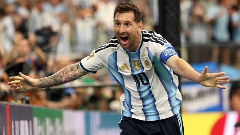 Lionel Messi 1