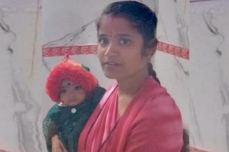 Pregnant woman commits suicide with one and a half year old child in Kalaburagi Alanda