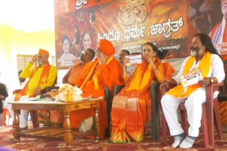 Sri Ram Sena chief Pramod Muthalik Lashes Out at Congress Govt After Administration Blocks Trishul Diksha Event 3