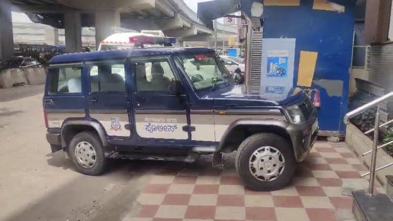 bengaluru police jeep
