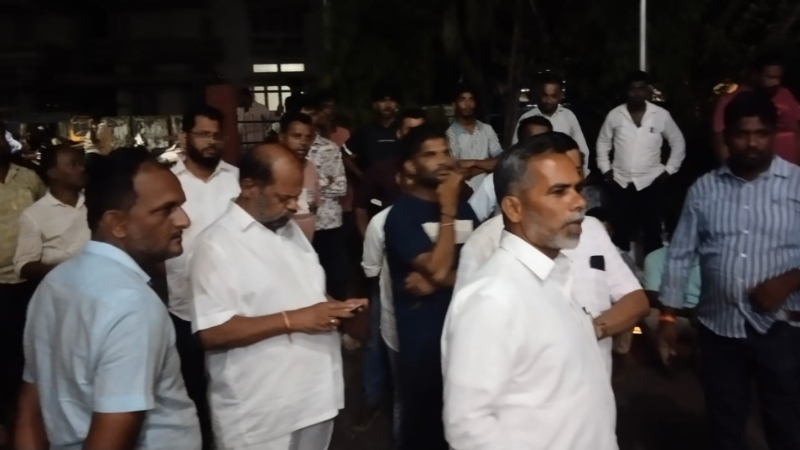 bhatkal tense after hindu activists besiege police station over case registered against leaders