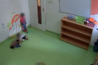 kid biting another kid Maharashtra case