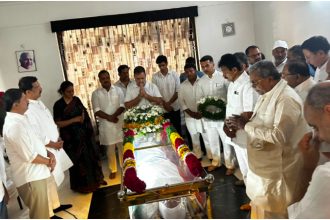 lop rahul gandhi pays last respects to aicc secretary suraj hegde at his residence in bengaluru