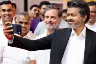 vijay with rahul gandhi
