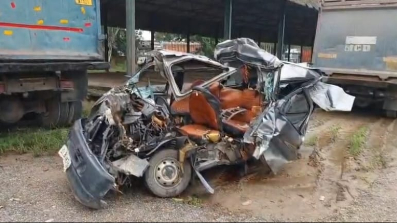 4 Techies Die After Car Rams Truck In Uttar Pradesh
