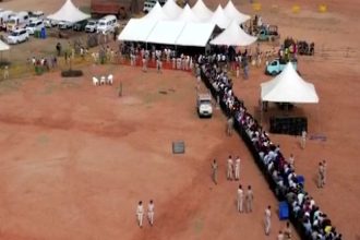 A Tearful Farewell to the Melody Queen Thousands Gather in Mysuru as Singing Legend S. Janaki Passes Away