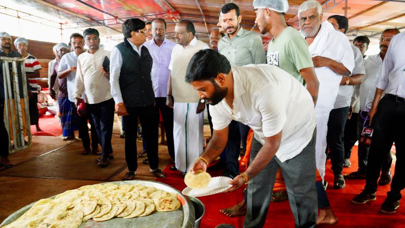 ನಾಳೆ ಚನ್ನಮ್ಮ ಉತ್ತರ ಕ್ರಿಯೆ | 2 ಲಕ್ಷಕ್ಕೂ ಹೆಚ್ಚು ಜನ ಭಾಗಿ ನಿರೀಕ್ಷೆ- ಸಿದ್ಧತೆ ಪರಿಶೀಲಿಸಿದ ಹೆಚ್ಡಿಕೆ 10 Chennamma Final Ritual 3