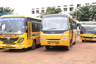 Crackdown in Vijayanagara RTO Seizes 390 School Vehicles Collects Over Rs 11 Lakh in Fines 1