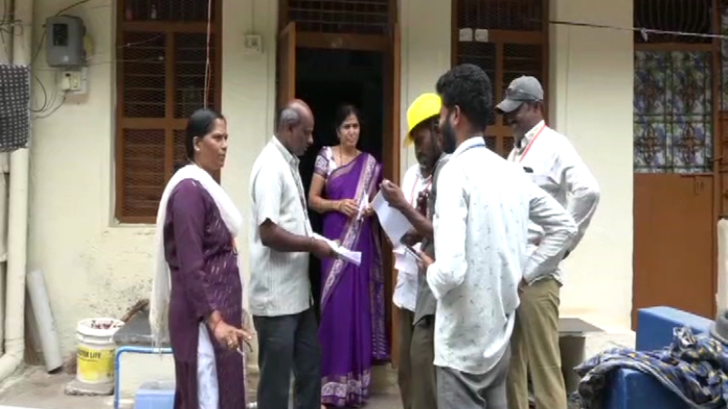 Gruha Jyoti 2.0 Re Verification Begins in Ballari Technical Snags in New Software Leave GESCOM Staff Harried