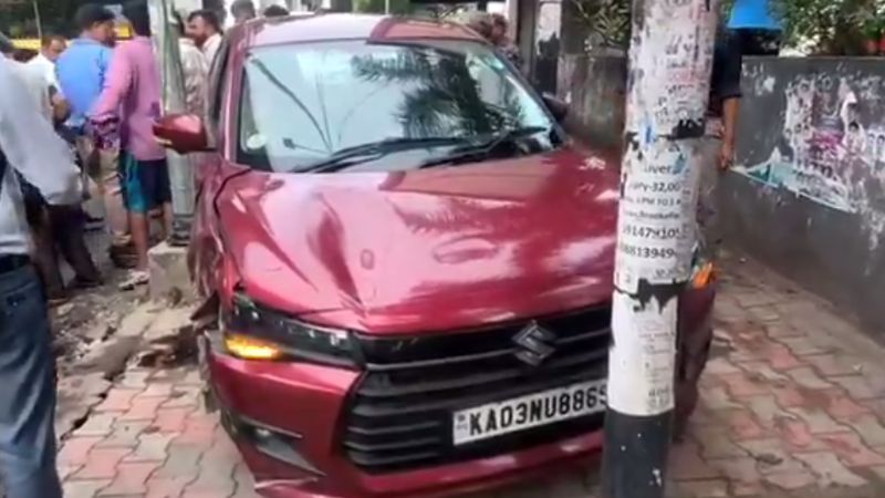 ಟೆಸ್ಟ್ ಡ್ರೈವ್ ವೇಳೆ ನಿಯಂತ್ರಣ ತಪ್ಪಿದ ಕಾರು; ವಿದ್ಯುತ್ ಕಂಬಕ್ಕೆ ಡಿಕ್ಕಿ, ತಪ್ಪಿದ ಭಾರೀ ಅನಾಹುತ