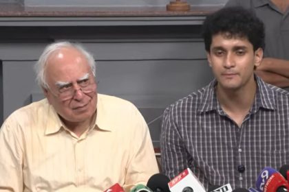 Kapil Sibal Saurav Das CJP Protest