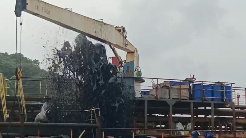 Karwar Port Bitumen Leak