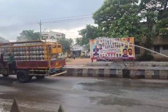 Morning Panic in Hadagali CNG Tanker Gas Leak Plunges Town into Anxiety Firefighters Avert Tragedy