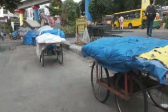 Strret Vendors Protest Against GBA On footpath