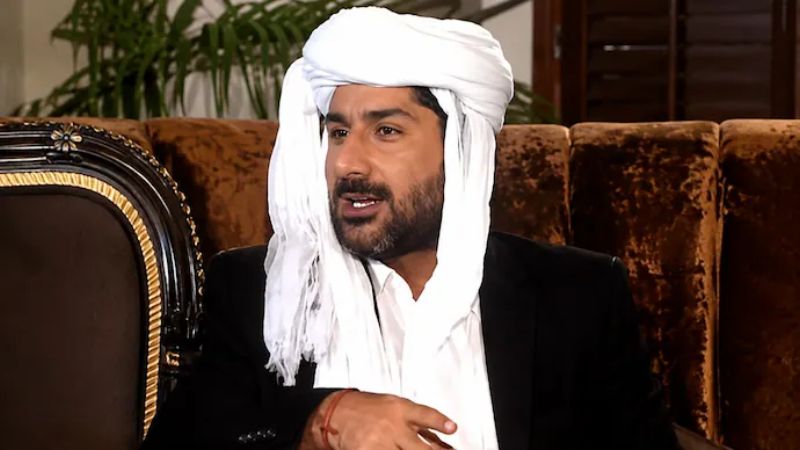 Uzair Balochs Brother Shot in Karachi