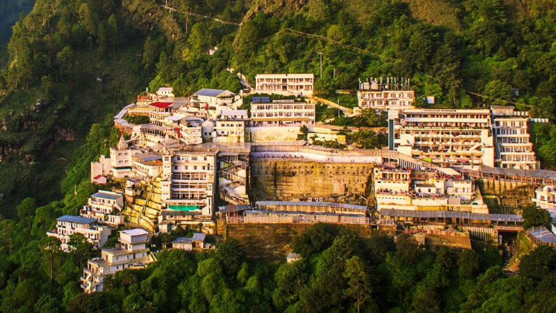 ಅಯೋಧ್ಯೆ, ಬದರಿನಾಥ ಬಳಿಕ ಈಗ ವೈಷ್ಣೋದೇವಿಯಲ್ಲೂ ಅಕ್ರಮ