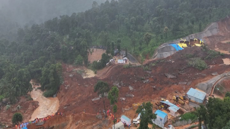 Wayanad Landslide| ನಾಪತ್ತೆಯಾದ ಐವರ ಶೋಧ ಕಾರ್ಯಕ್ಕೆ ಮಳೆ ಅಡ್ಡಿ 9 Wayanad Landslide Heavy Rain Disrupts Search Operations for the Missing 1