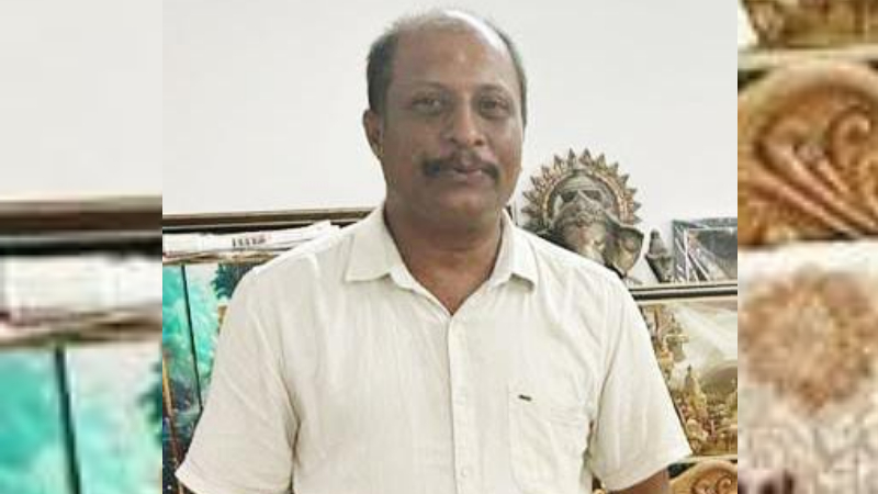 businessman commits suicide in shivamogga lodge