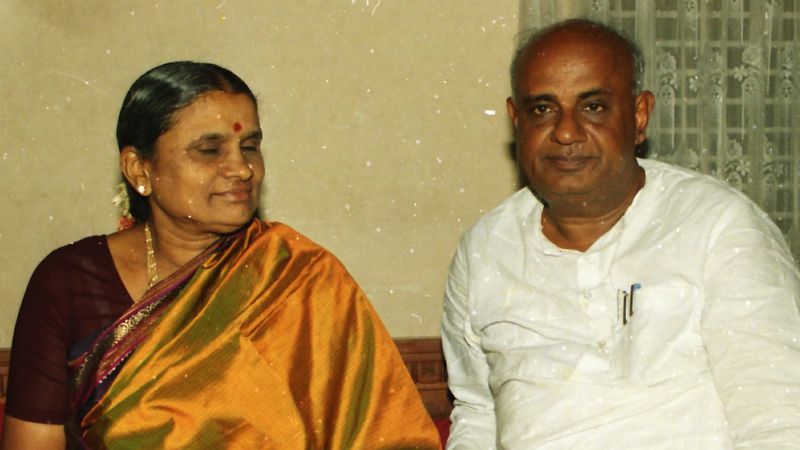 ದೇವೇಗೌಡರ ಪ್ರತಿ ಯಶಸ್ಸಿನ ಹಿಂದೆ ನಿಂತಿದ್ದವರು ಚೆನ್ನಮ್ಮ - ಸಿಎಂ ಡಿಕೆಶಿ ತೀವ್ರ ಸಂತಾಪ 10 chennamma deve gowda 2 1