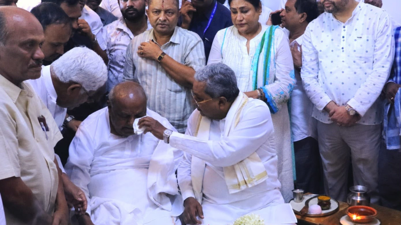 h.d.deve gowda siddaramaiah