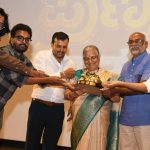 k n ganeshaiah punyakoti shathakaruni animation video launched by sudha murthy and ramesh aravind 1