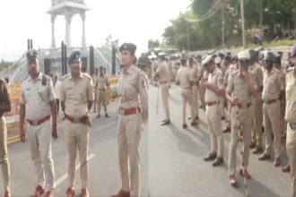 police have tightened security around the krs dam in mandya as the bjp unit led a massive protest