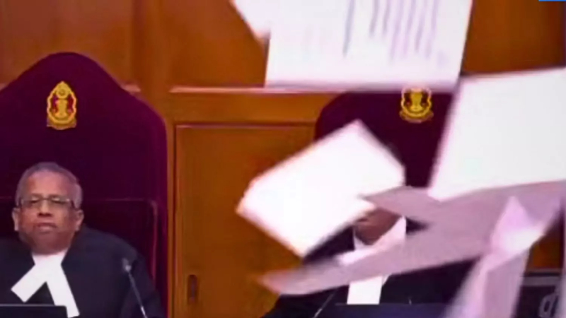supreme court throws papers