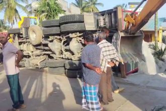 Bengaluru Sand Lorry Overturn In Yelahanka