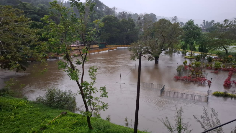ಕೊಡಗಿನಲ್ಲಿ ಅಬ್ಬರದ ಮಳೆ - ಹಾರಂಗಿ ಜಲಾಶಯದ ಒಳಹರಿವು ಹೆಚ್ಚಳ, ನದಿಗೆ 20 ಸಾವಿರ ಕ್ಯೂಸೆಕ್ ನೀರು ಬಿಡುಗಡೆ 10 Bhagamandala Triveni Sangama
