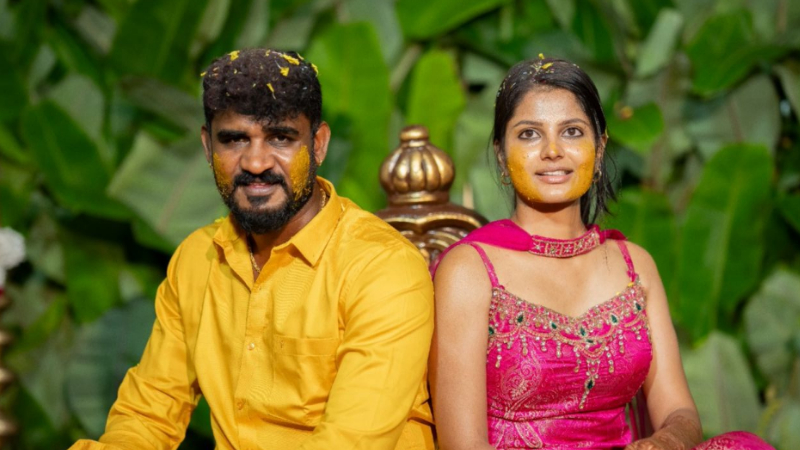 Photo Gallery | ಮದುವೆ ಸಂಭ್ರಮ - ಅರಿಶಿಣದ ಕಳೆಯಲ್ಲಿ ಮಿನುಗಿದ ಚಿಕ್ಕಣ್ಣ ಜೋಡಿ 16 Chikkanna Haldi Photos 2