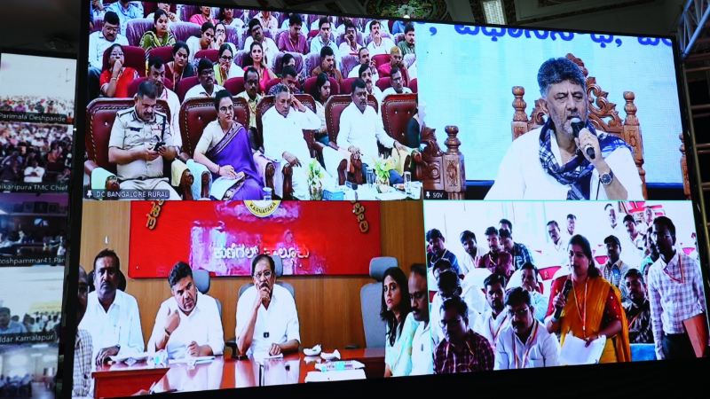 ಭ್ರಷ್ಟಾಚಾರ ವಿಚಾರದಲ್ಲಿ ರಾಜಿ ಇಲ್ಲ, ಡಬಲ್ ಬಿಲ್ ಮಾಡುವವರನ್ನು ಬಡಿದು ಹಾಕುವೆ: ಡಿ.ಕೆ ಶಿವಕುಮಾರ್ 11 D.K Shivakumar