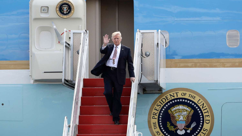 Donald Trump air force one