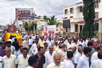Former Karnataka Minister BC Nagesh Laid to Rest with State Honours in Tiptur 1