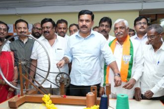 Handloom Day Vijayendra celebration